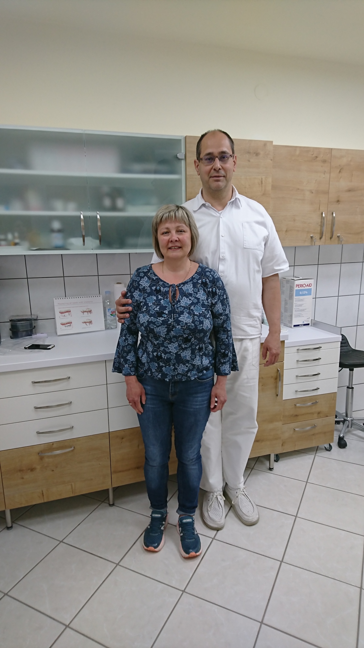 18 Доктор Акош с пациенткой